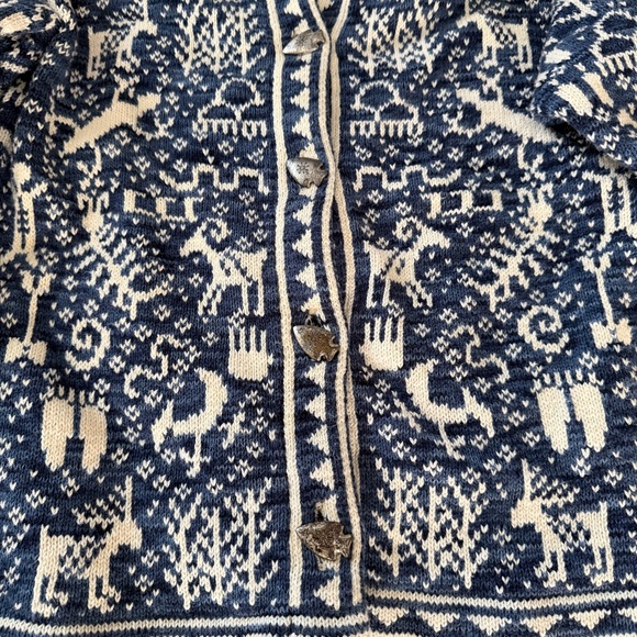 Sage Greek Liz Ence Blue/White Sweater sz S Celtic Paleolithic Arrowhead Buttons - Picture 3 of 16